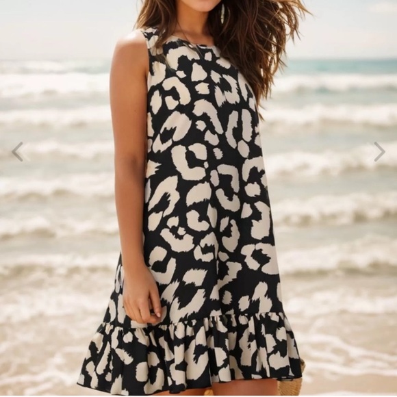 All Over Print Lace Up Round Neck Sleeveless Dress - Picture 5 of 6